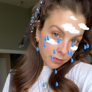 Meet your Posher, Arielle